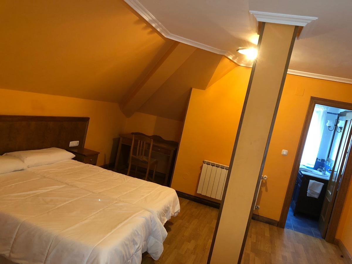 La Mies Del Marques Hotel ซานโตญา ภายนอก รูปภาพ